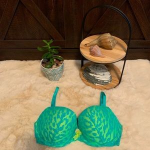 Very sexy push up bra